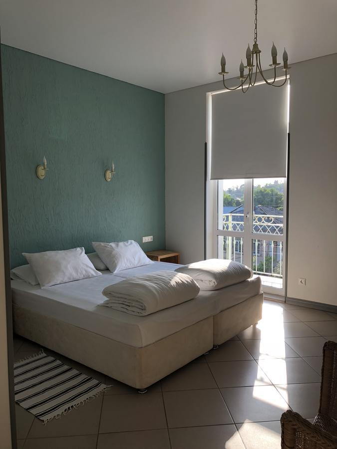 HELIOPARK Gora Bagrata Hotel Sukhumi Bagian luar foto